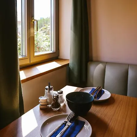 Mimosa Hotel